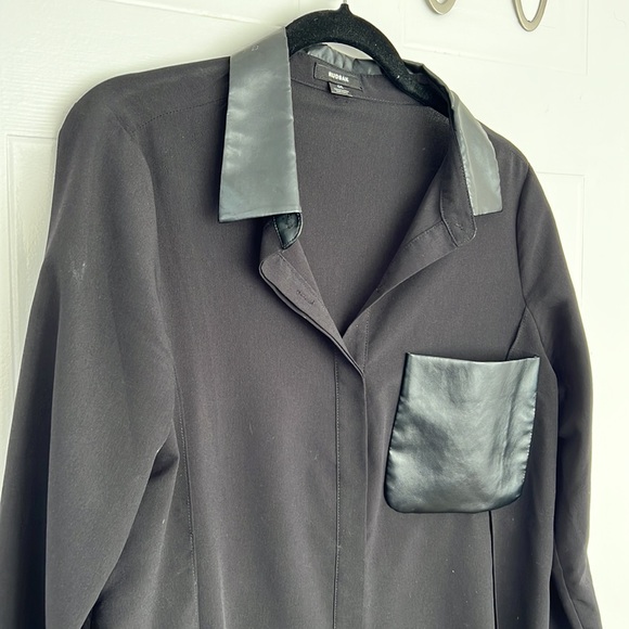 RUDSAK Black tunic with vegan leather pocket and collar L high/low like new - Picture 2 of 8